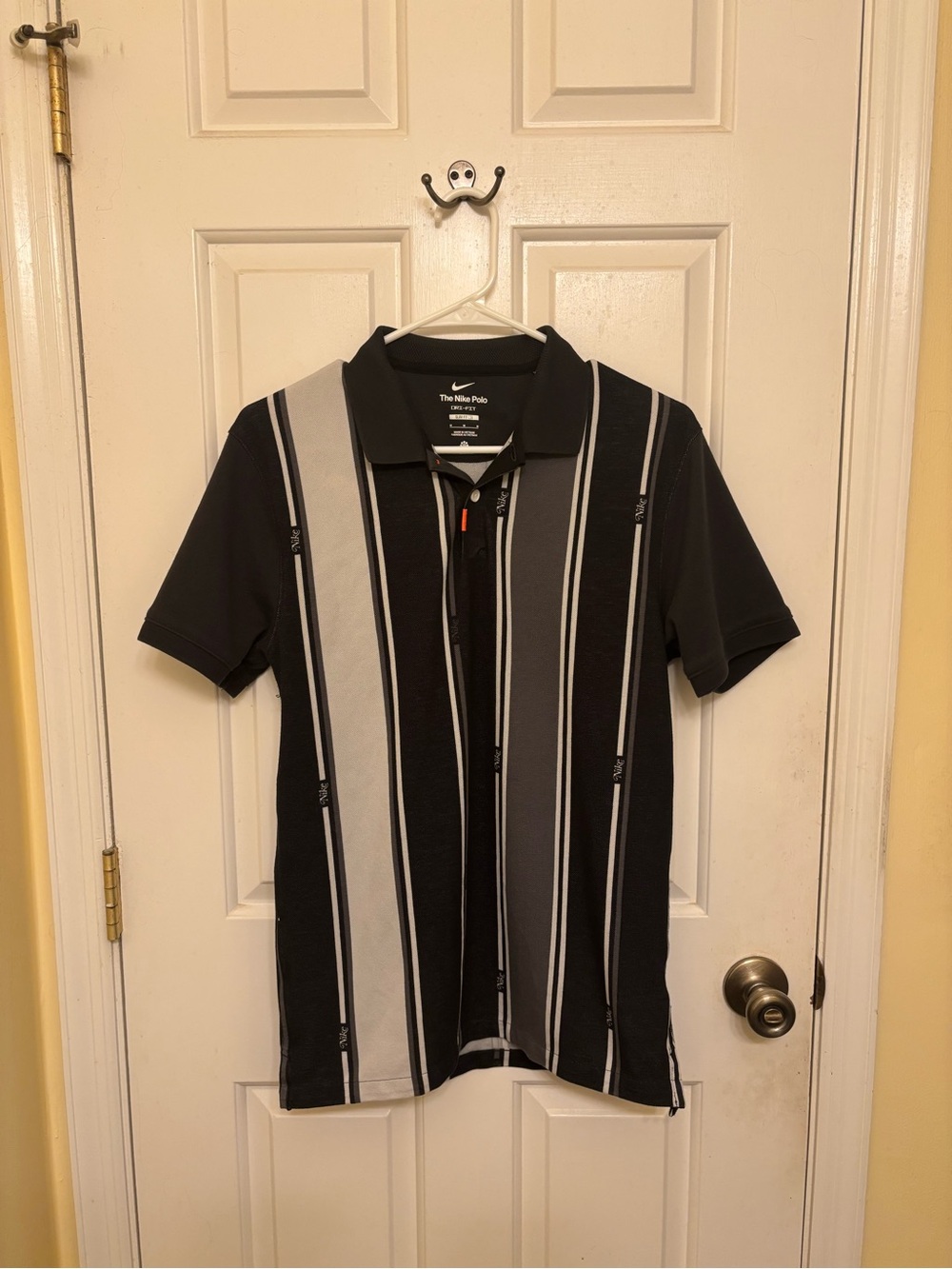 Nike Men’s Casual Black & Gray Striped 90s Style Vintage Polo Shirt